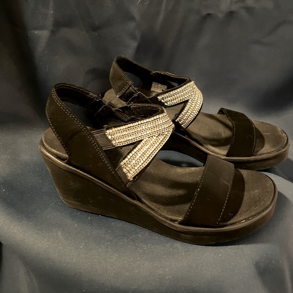 Skechers 3in wedge heel luxe foam sandal